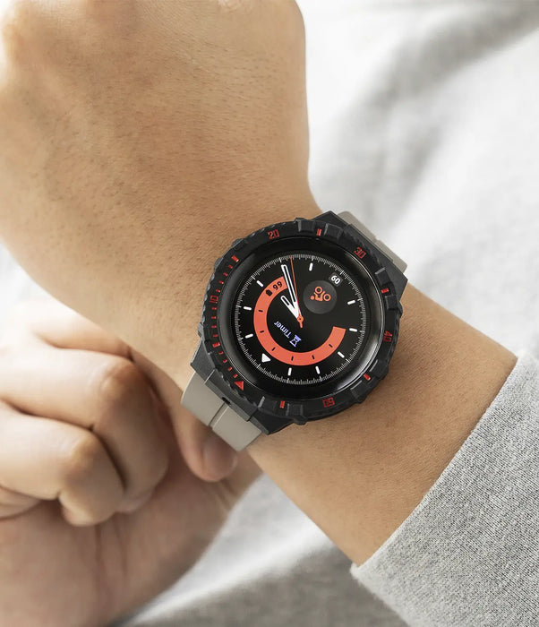 Estuche Ringke  Fusion X Samsung Galaxy Watch 5 Pro - 45mm - Rojo