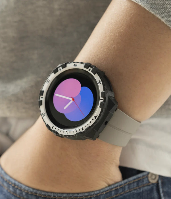 Estuche Ringke  Fusion X Samsung Galaxy Watch 5 Pro - 45mm - Blanco/Negro